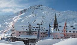 Arlberg Hospiz, Austria