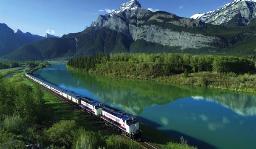 Rocky Mountaineer , Canada